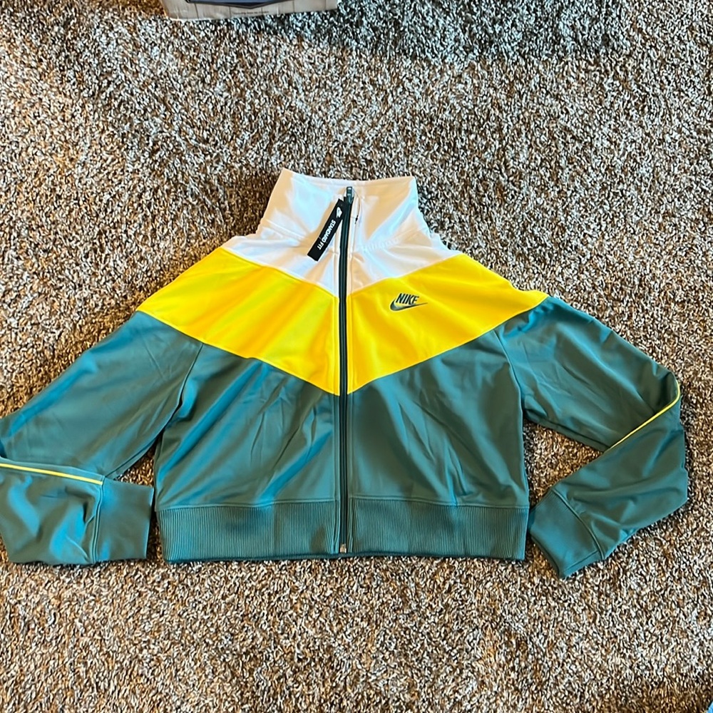 Nike Women’s Lightweight Jacket